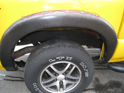 03 fender flare.jpg